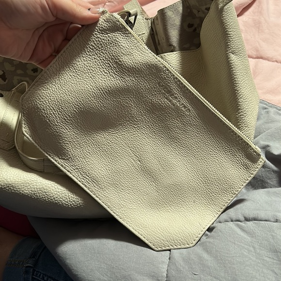 Liebeskind large tote with clutch - Picture 4 of 6